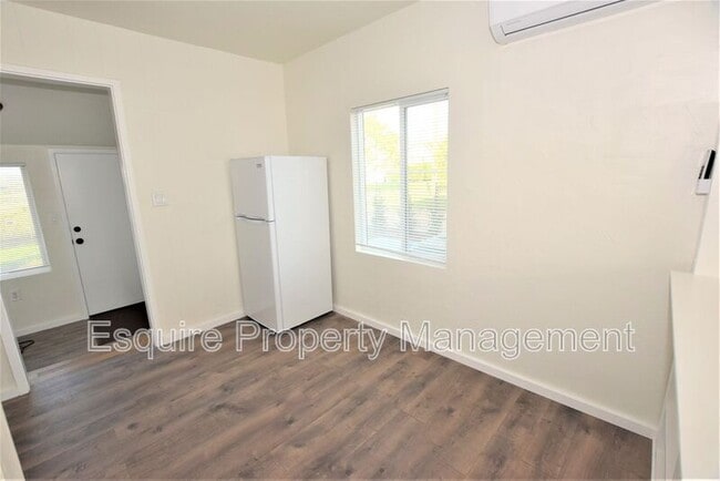 Building Photo - 10745 Ternez Dr