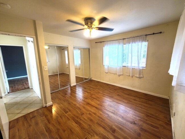 Building Photo - 424-26 Delaware st