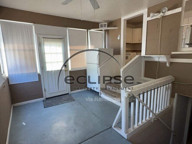 Building Photo - 1250 Orchard Ave