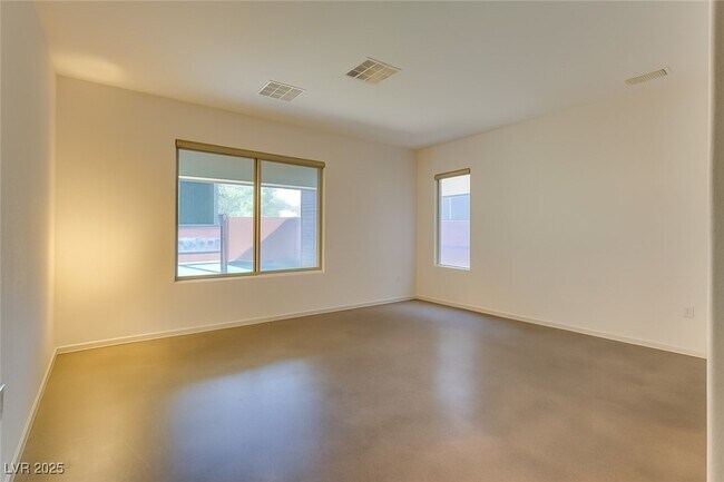 Building Photo - 10589 Acacia Park Pl