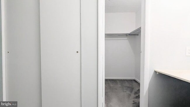 Building Photo - 125 Leedom Way