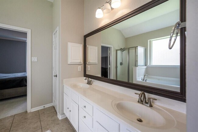 Building Photo - 25227 Hawthorne Blossom Dr