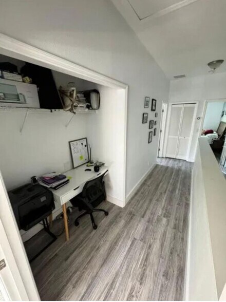 Building Photo - 10947 Savannah Wood Ct
