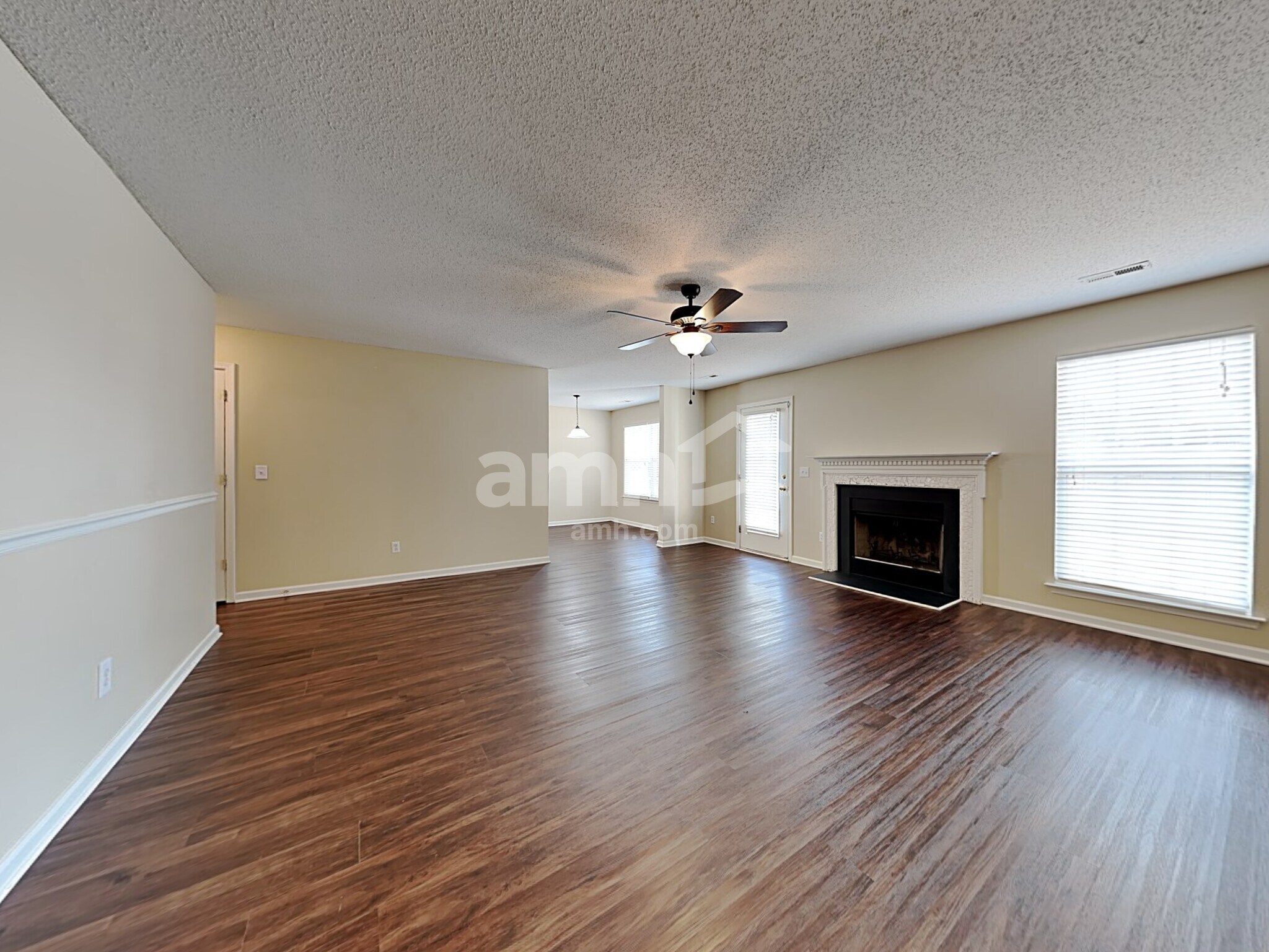 Building Photo - 430 Old Wood Ln