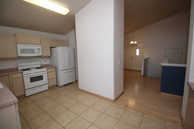 Building Photo - Spacious Home with Finished Basement and Fenced Backyard in 80923