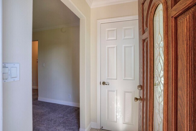 Building Photo - 3BR/1BA North Shoreview Home with Yard & Redwood Deck | Pet Friendly | Near Caltrain | YouTube Tour