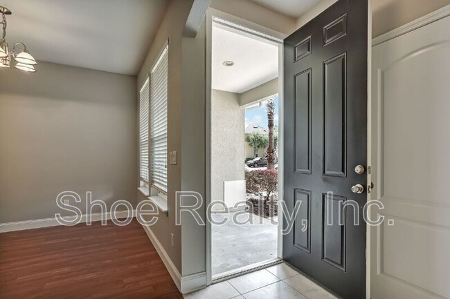Building Photo - 4220 Plantation Oaks Blvd