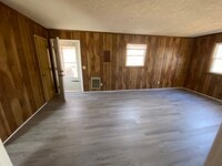 Building Photo - 2/1 Duplex for rent