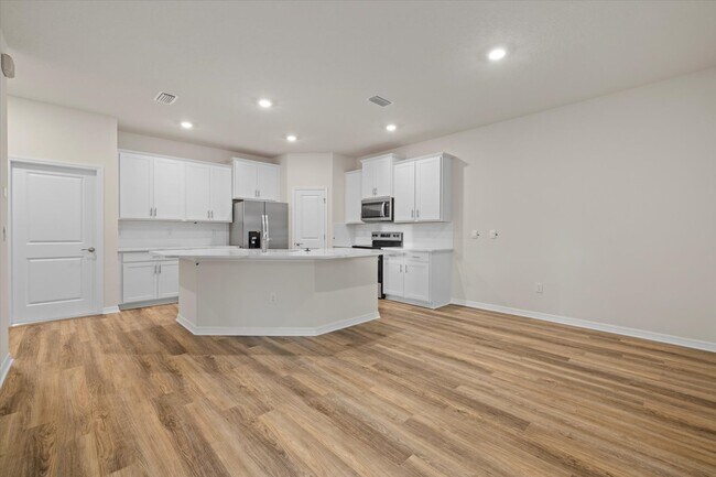 Building Photo - 642 157th Ct E