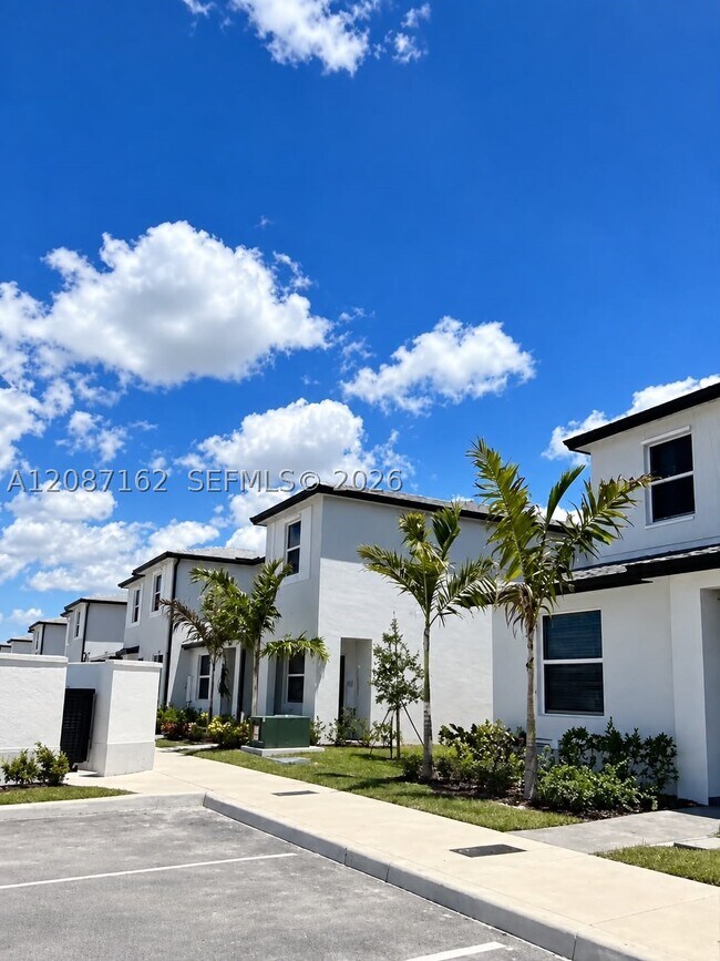Building Photo - 17884 SW 358th St