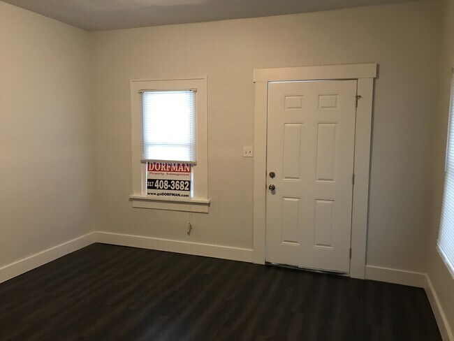 Building Photo - Churchman 1022-24