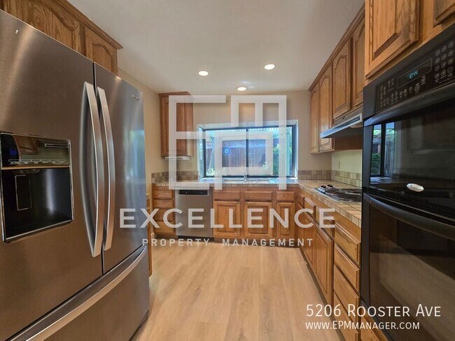 Building Photo - 5206 Rooster Dr