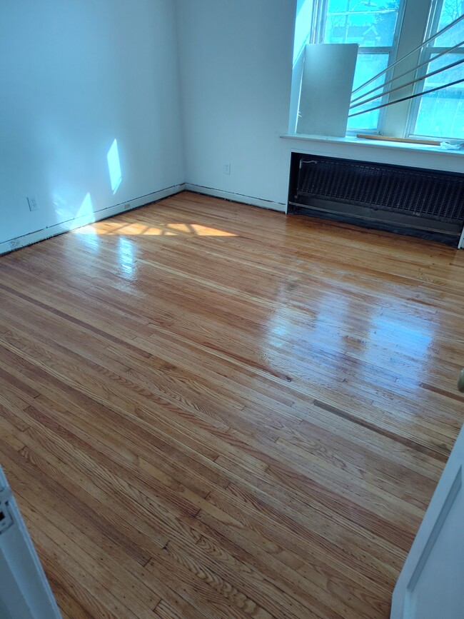 Dining room - 5926 Castor Ave