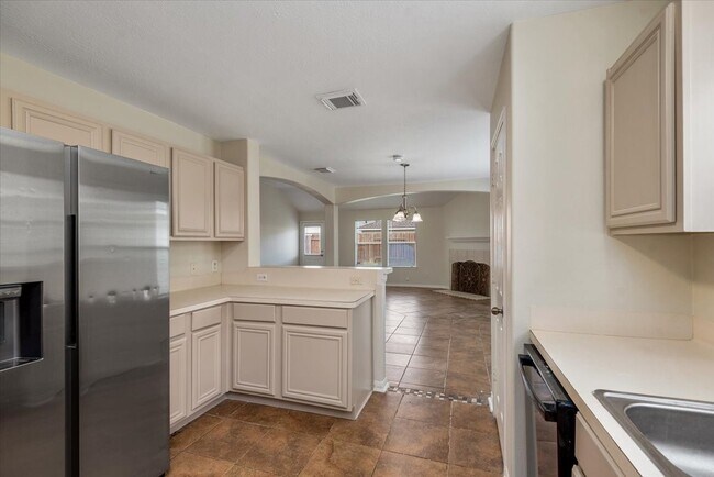 Building Photo - 6023 Barany Ct