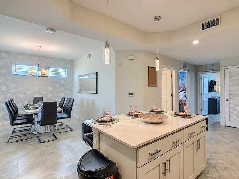 Building Photo - 3121 Paradox Cir