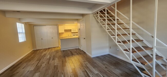 Building Photo - 1421 Wabash Ave