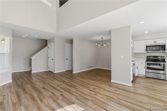 Building Photo - 9567 Deer Horn Ct