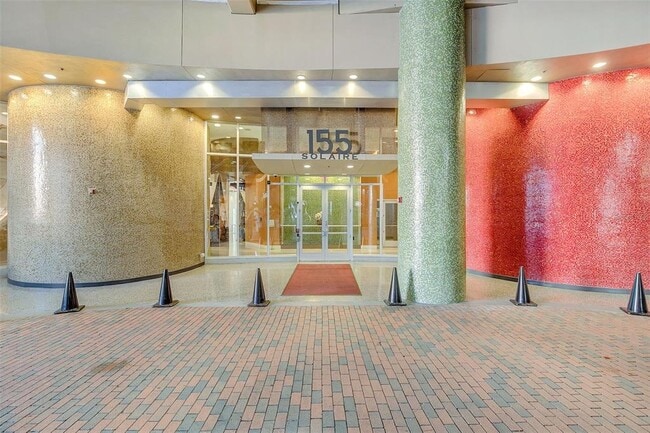 Building Photo - 155 S Court Ave