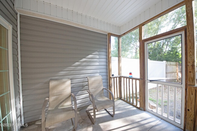 Building Photo - 316 Cedar Island Trail