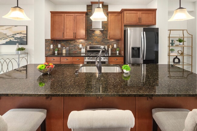 Building Photo - 1363 Chelsea Walk NE
