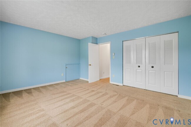 Building Photo - 7432 Shire Pkwy