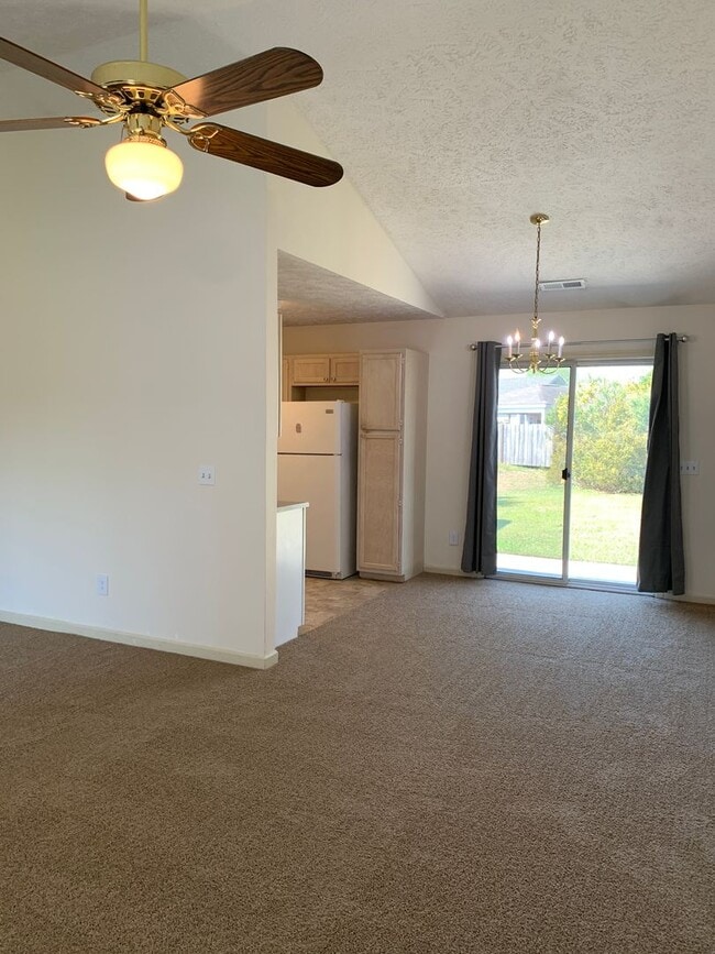 Building Photo - Oban Court 2 Bedroom 2 Bath House