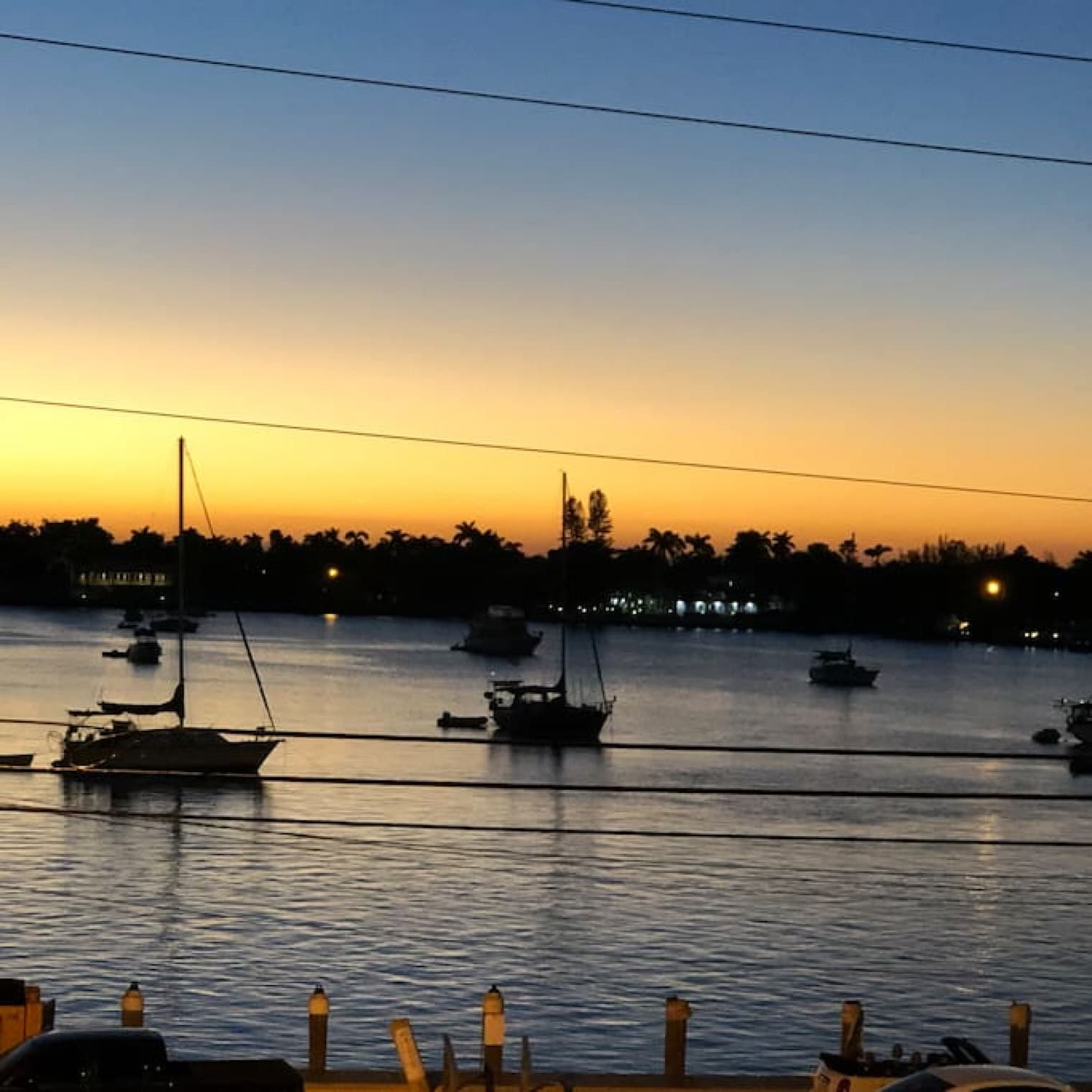 Building Photo - 111 N Ocean Dr