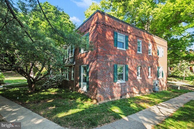 Building Photo - 2007 Key Blvd