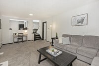 Building Photo - 1178 Mohegan Trl