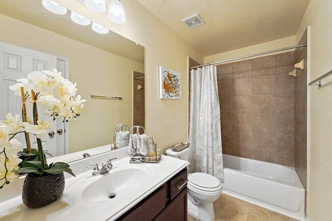 Building Photo - 18523 Windy Stone Dr