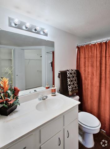 Bathroom - Country Oaks Apartment Homes