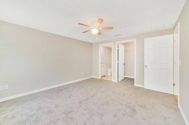 Building Photo - 255 Taylor Ln