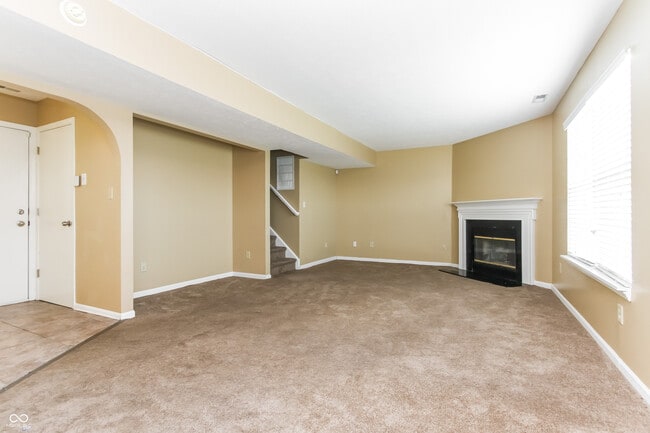 Building Photo - 11031 Fall Dr