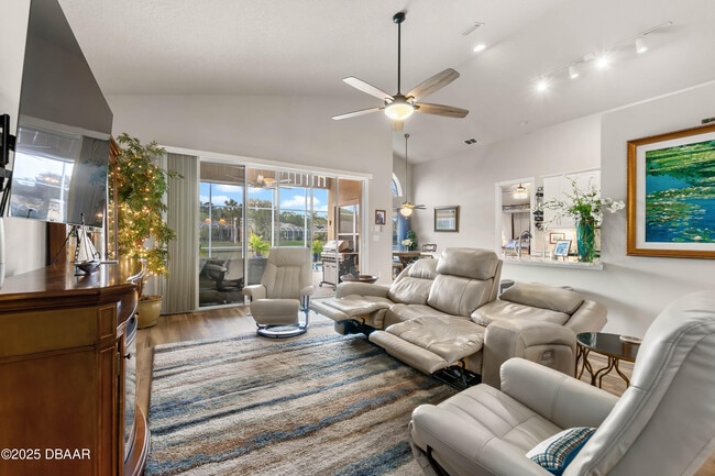 Building Photo - 1234 Crown Pointe Ln