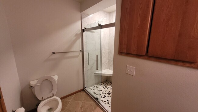 Building Photo - 1200 Duffer Dr