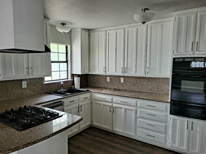 Building Photo - 4400 Hodgkins Rd