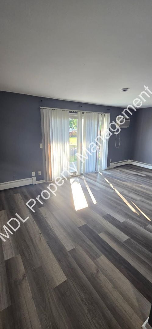 Building Photo - Southfield Village*