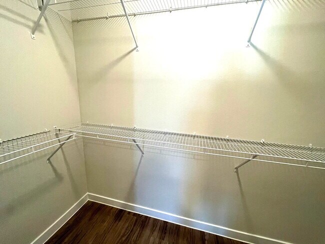 Building Photo - 5901 Co Rd 277