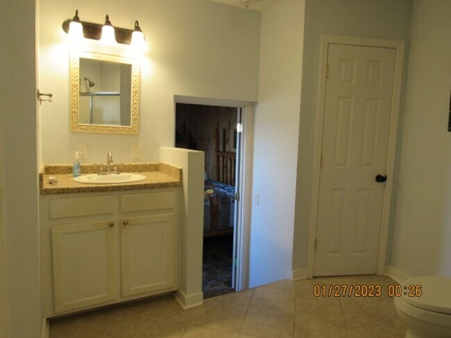 Building Photo - $1,500 - 2 Bedroom / 2 Bath Fully Furnished Cabin with an Amazing View in the Pumpkintown Community