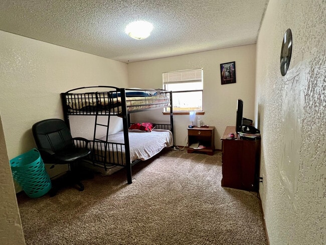 Building Photo - 12405 Bannockburn Pl