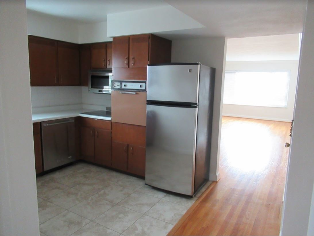 Kitchen cont. - 5400 Eichelberger St