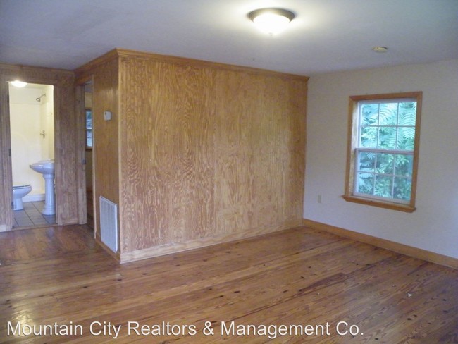 Building Photo - 1 br, 1 bath House - 21963 River Canyon Rd