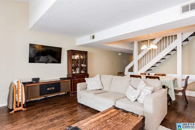 Building Photo - 101 Running Brook Rd