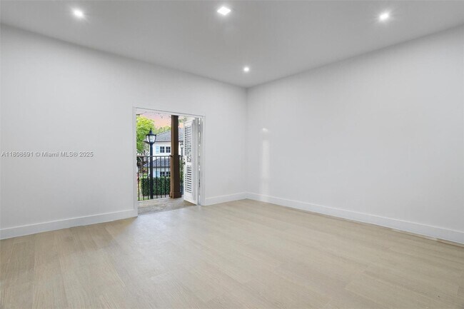 Building Photo - 7963 SW 111th St