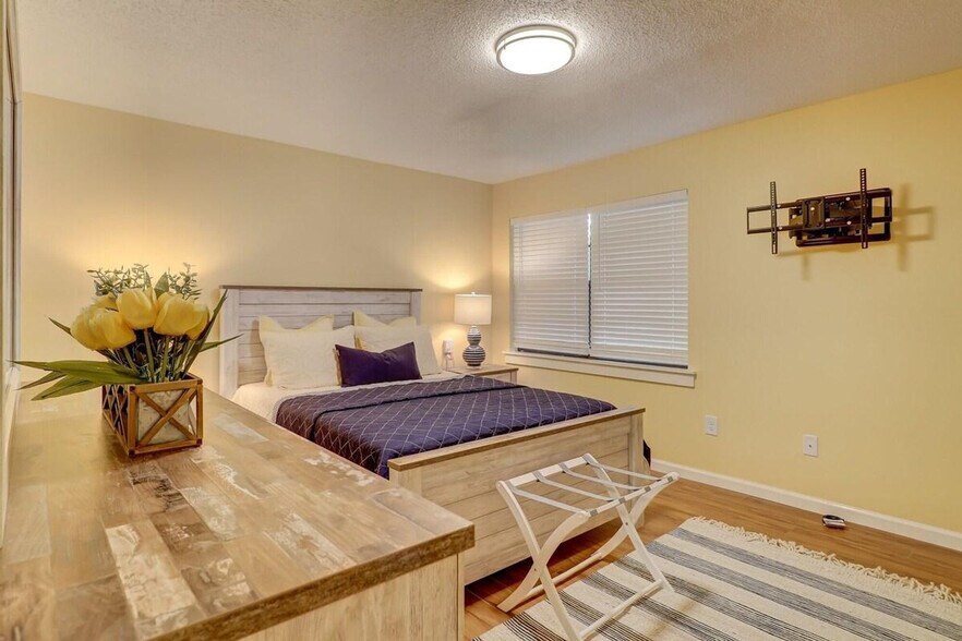 Building Photo - 400 William Hilton Pkwy