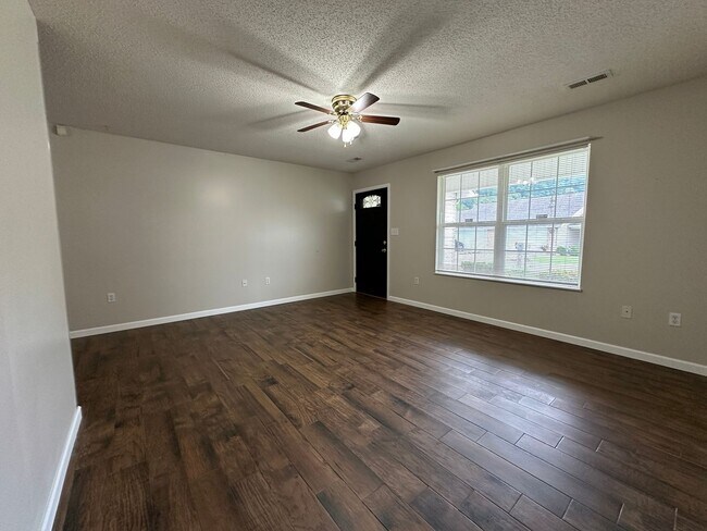 Building Photo - 256 Dumplin Ln