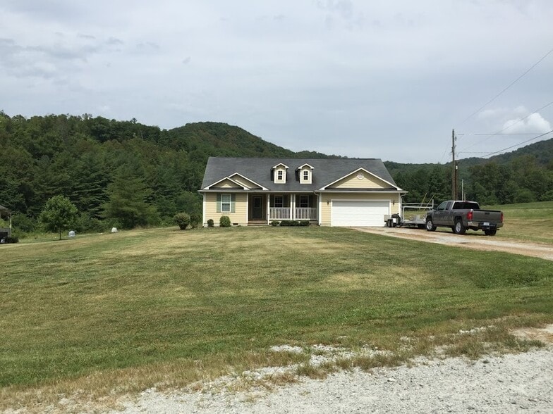 Building Photo - 45 Harper Meadow Way