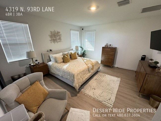 Building Photo - 4319 N 93rd Ln