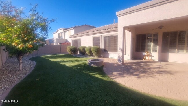 Building Photo - 1903 E Jade Pl