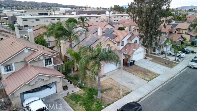 Building Photo - 1492 Heirloom Ave